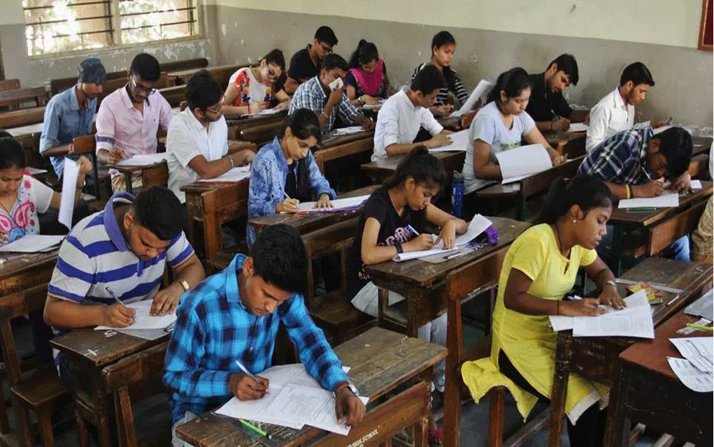 বছরে দু’বার পরীক্ষা হলে পড়ুয়াদের প্রস্তুতি ভাল হবে
