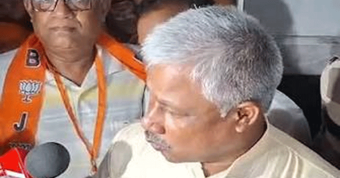 Deepak Barman | তৃতীয় শ্রেণিতেই মাতৃভাষার দক্ষতার অডিট, ব্যর্থ হলে শিক্ষকদের বিরুদ্ধে ব্যবস্থা: শিক্ষামন্ত্রী দীপক বর্মন