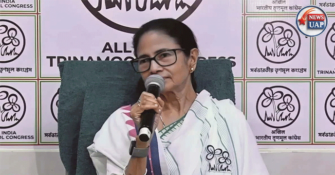 Abhishek Banerjee | অভিষেককে খারাপ বলাটা বাহানা’, ফেসবুক লাইভে ভাইপোর পাশে দাঁড়ালেন মমতা